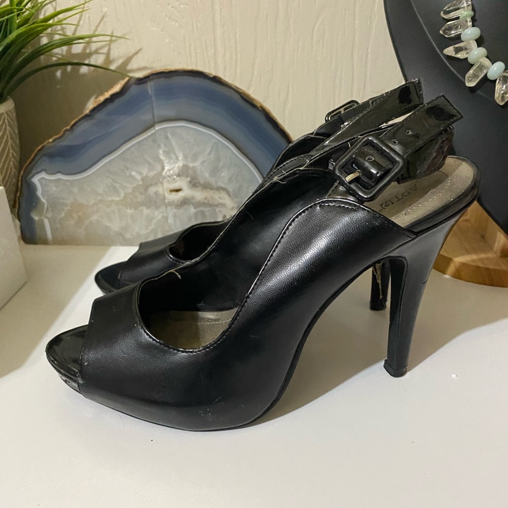 Apt. 9 Black Slingback Heels with Stiletto